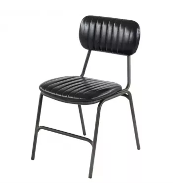 Chaise noire - MARIUS