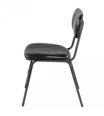 Chaise noire - MARIUS