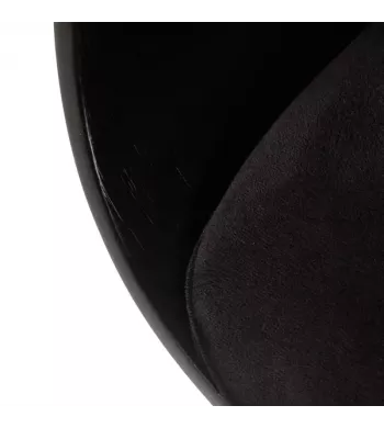 Meta title -  Fauteuil noir - KYO